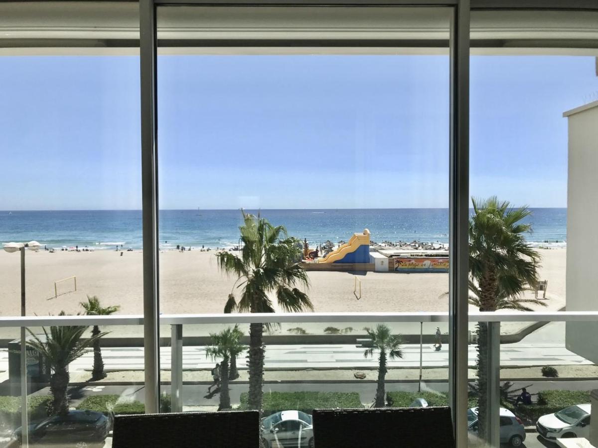 Appartement Face A La Mer - 6 A 8 Personnes - Canet En Roussillon מראה חיצוני תמונה